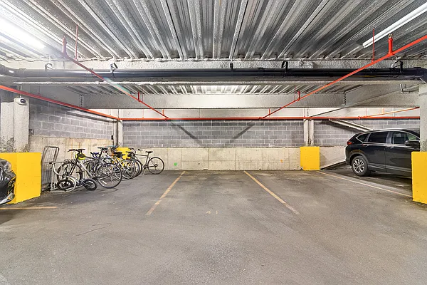 Rented by Keller Williams NYC | media 48