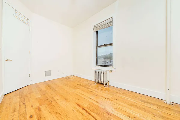 Rented by Nooklyn NYC LLC | media 16