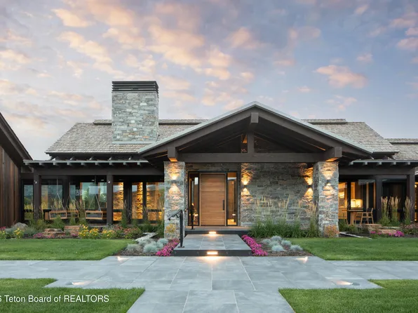 9300 N Avalanche Canyon Rd, Jackson, WY 83001