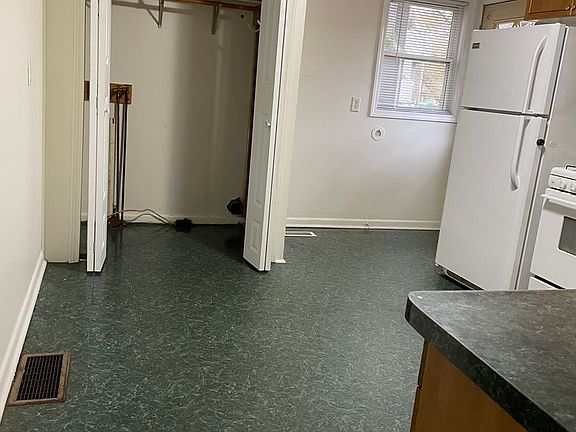 2nd image of 624 13th St S #609