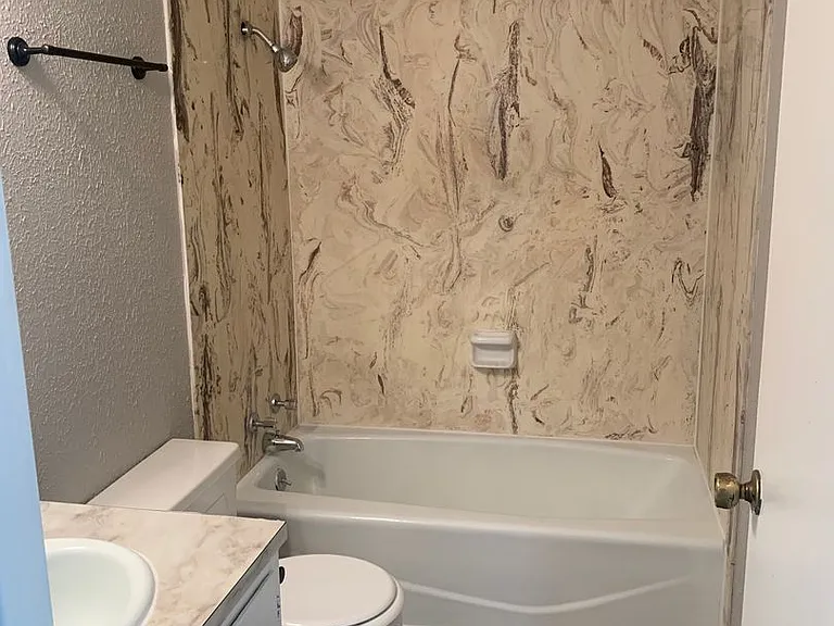 600 Rim Rd — Photo 17