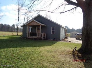 69289 34th Ave, Covert, MI 49043