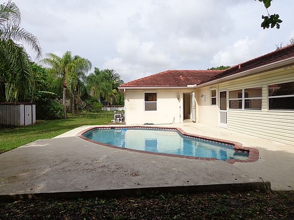 3rd image of 4205 NW 59th St