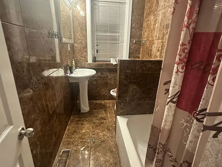 5446 Walnut St — Photo 5