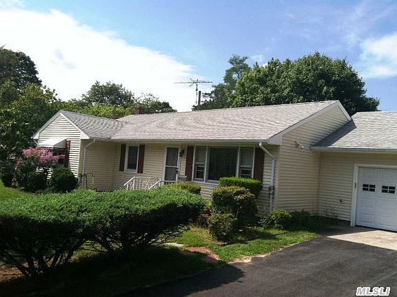 2nd image of 105 Pleasure Dr