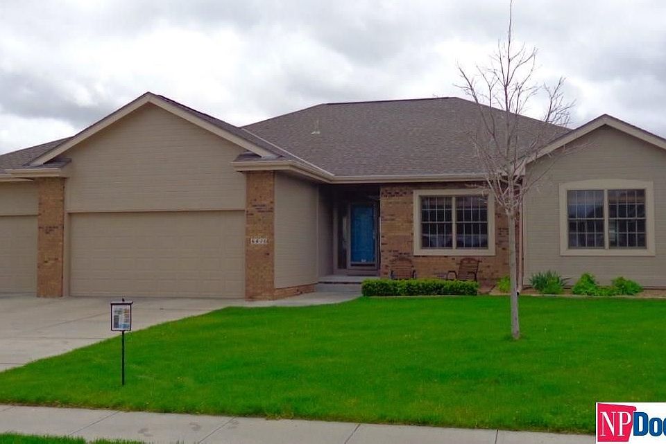 1st image of 6410 N 160th Ave