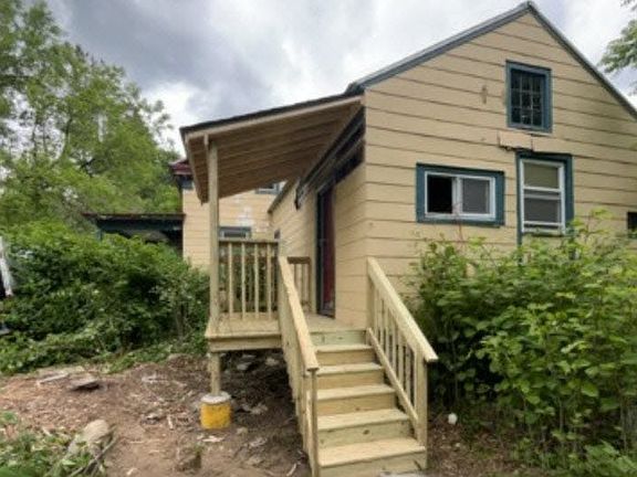 3rd image of 7880 Steuben St