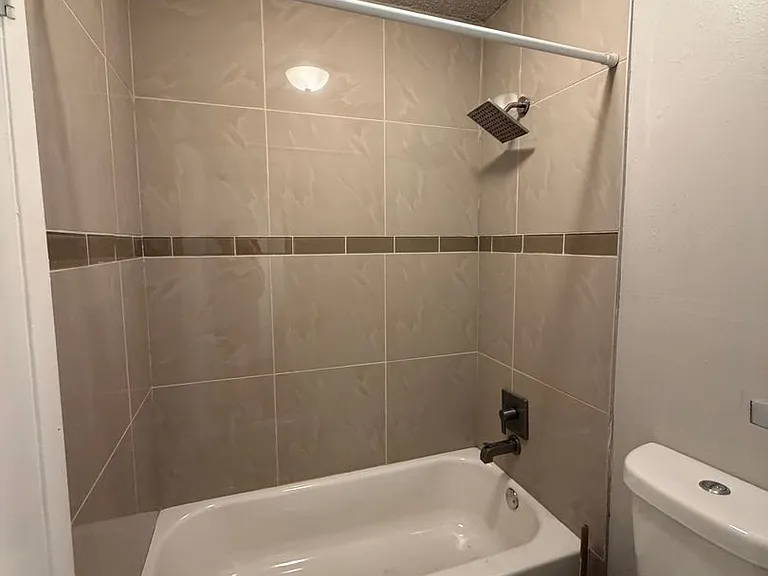 1202 Newning Ave #106 — Photo 10