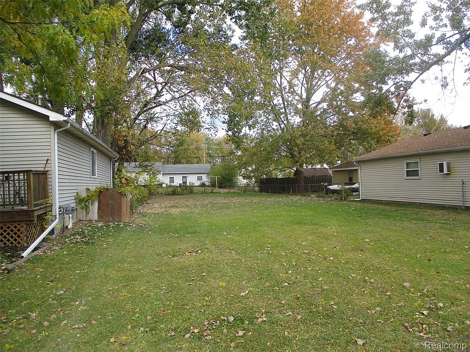 1st image of 26059 Lamour St