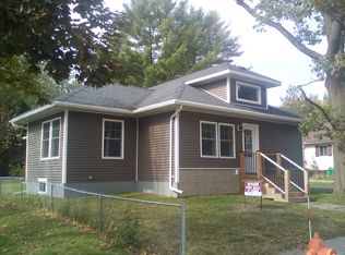 706 S Highland Ave, Marshfield, WI 54449