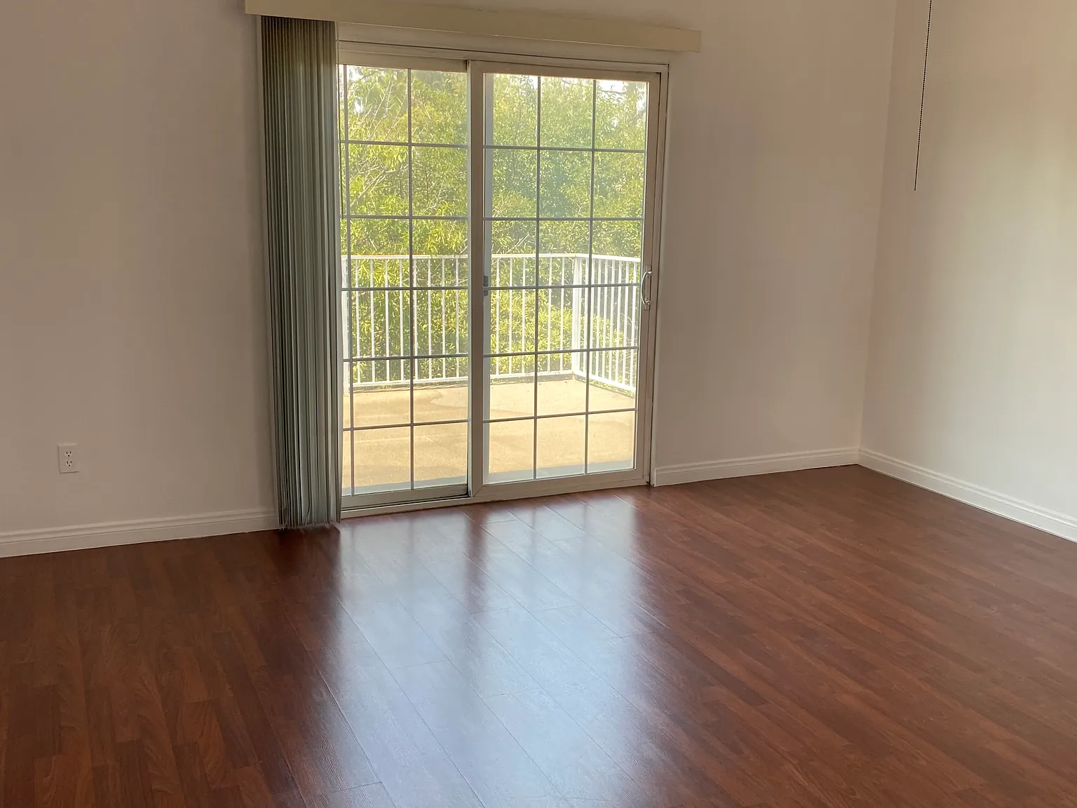 4 bed, 2600 sqft, $2,699 — Photo 4