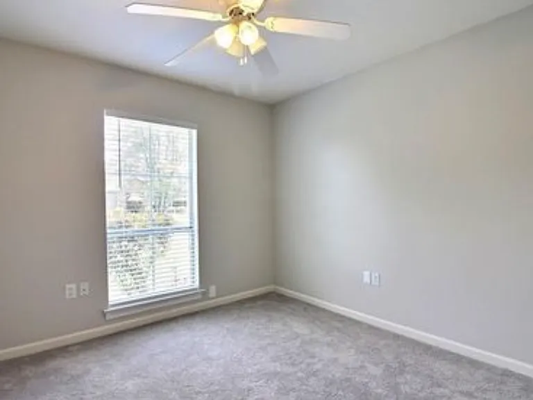 18531 Lake Tulip Ave — Photo 9