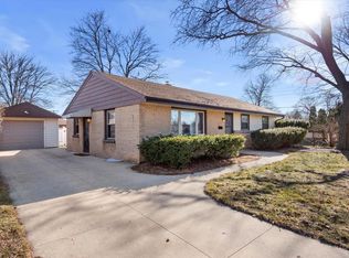 7017 W Ohio Ave, Milwaukee, WI 53219