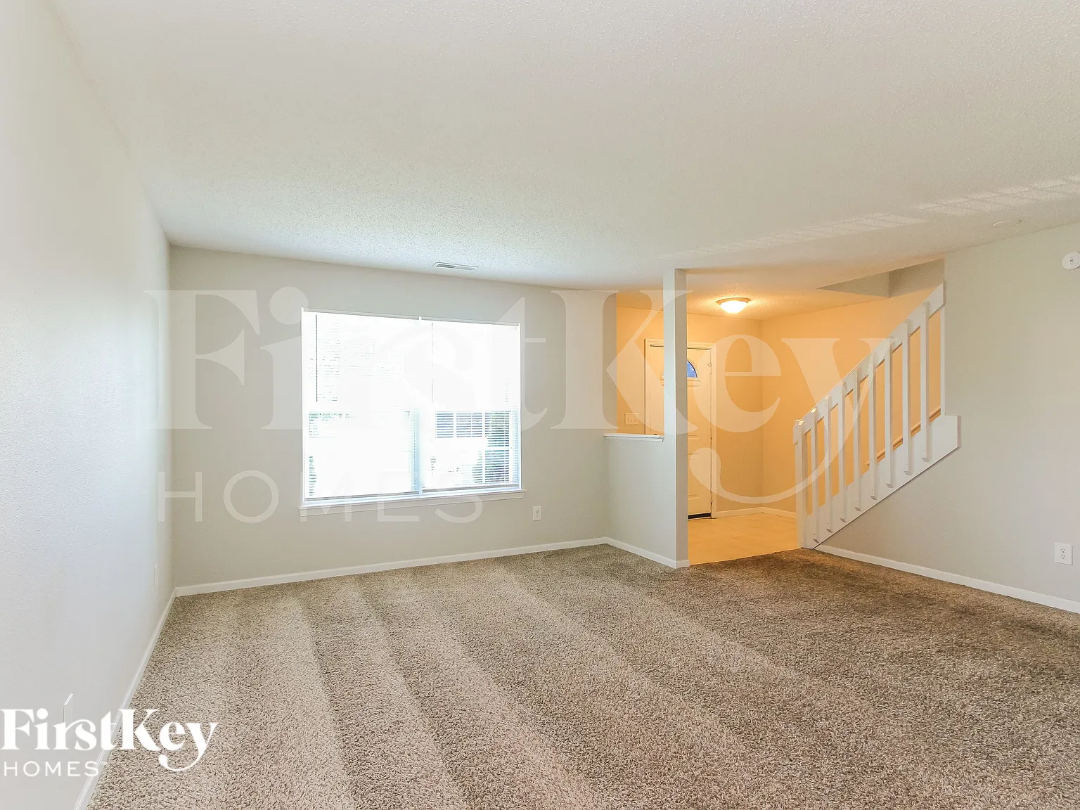 4 bed, 2.5 bath, 2944 sqft, $2,120 — Photo 3