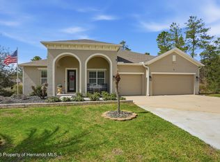 4 Vinca St, Homosassa, FL 34446