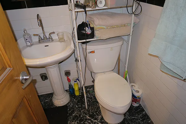 Rented by GFI Realty Services LLC | media 82