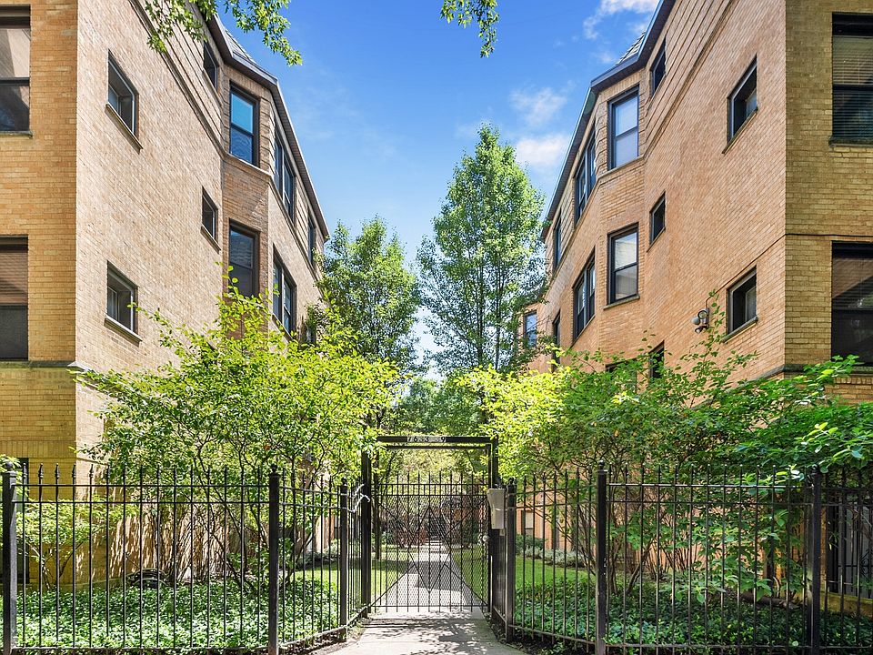 1st image of 7639 N Greenview Ave APT 3E