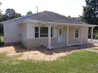 404 Old Oakvale Rd, Princeton, WV 24740