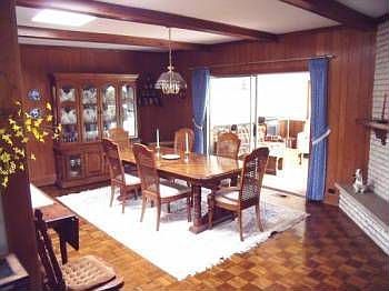 5th image of 2569 Canterbury Dr