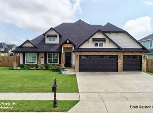 1001 Silver Maple St, Centerton, AR 72719