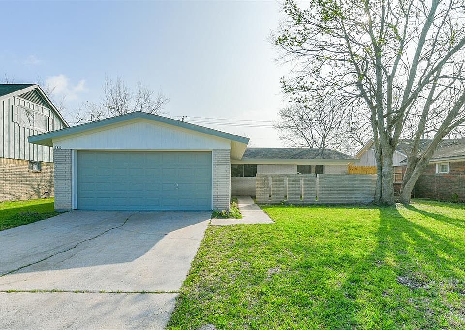1st image of 13423 Candleshade Ln