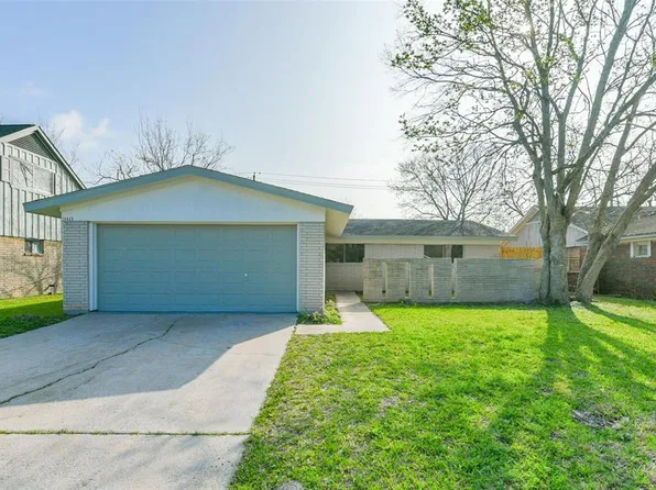 13423 Candleshade Ln, Houston, TX 77045