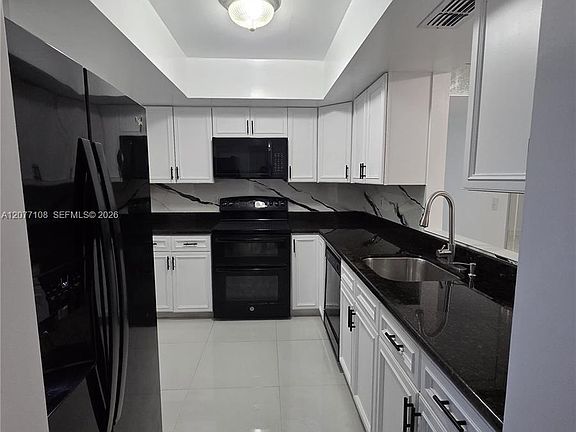 4th image of 1020 NW 80th Ave APT 203