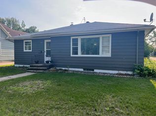 523 8th St NE, Staples, MN 56479