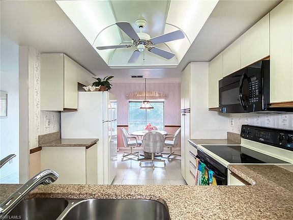 4th image of 16440 Kelly Cove Dr APT 2815
