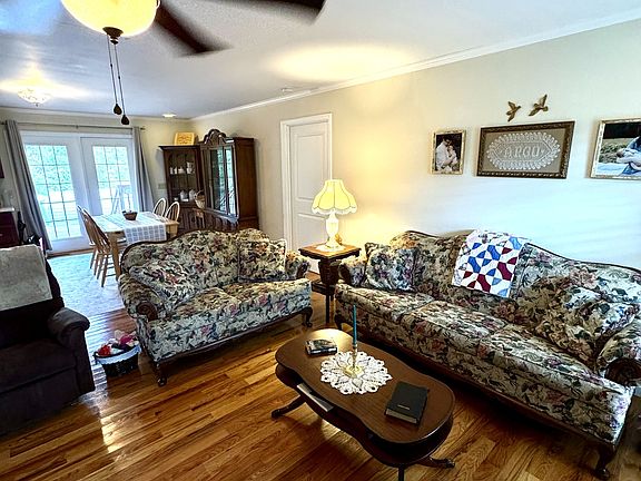 5th image of 1070 Brown Prater Rd