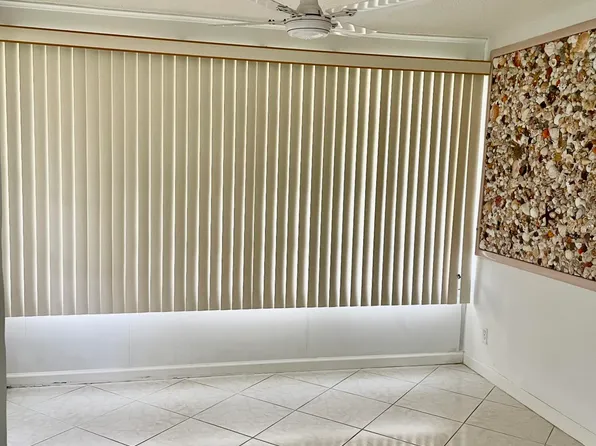 1227 Club Drive W #D, Delray Beach, FL 33445