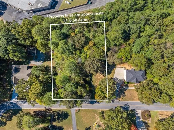 134 Mims Dr #5, Calhoun, GA 30701