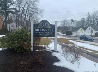 49 Brewster Rd APT C, Glastonbury, CT 06033