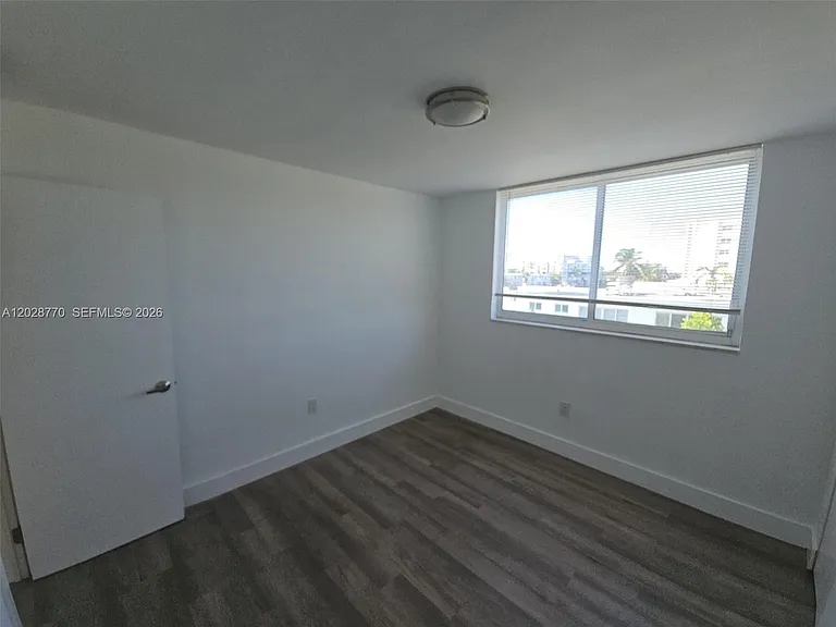 8101 Crespi Blvd #304 — Photo 13
