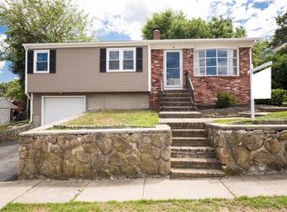 8 Horace St, Providence, RI 02909