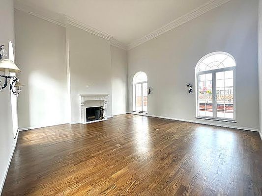 4th image of 340 E 57th St APT 1