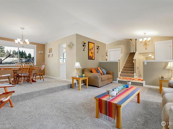 4th image of 13323 28th Avenue SE