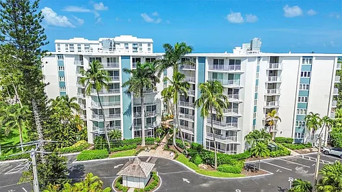 1300 Gulf Shore Blvd N Photo 1