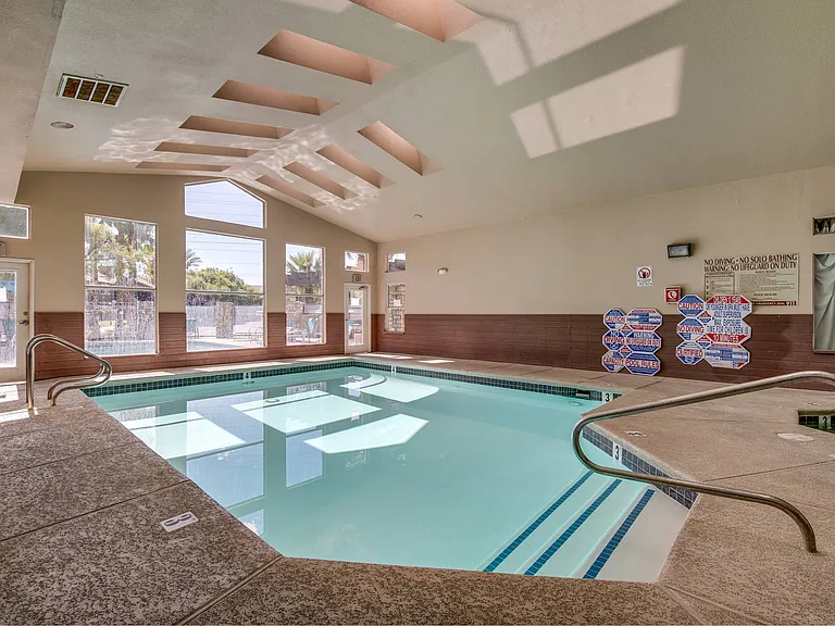 2750 S Durango Dr — Photo 20