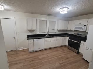 8178 Lea Rd, Pasadena, MD 21122