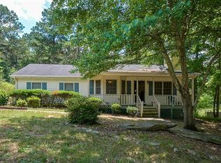 1760 Rose Garden Ln, Loganville, GA 30052