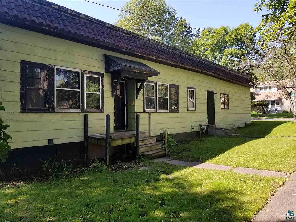 1st image of 725 N 42nd Ave W