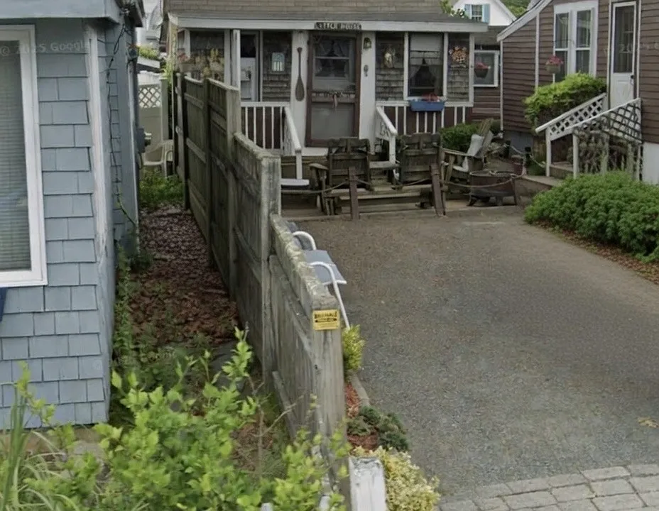 15 6th St #2