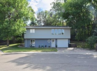 109 Iris Ct, Pierre, SD 57501