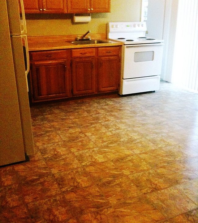 1st image of 19 Forest Ave