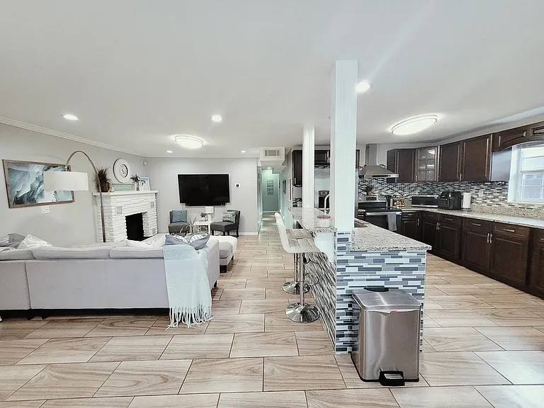450 Zelda Blvd — Photo 3