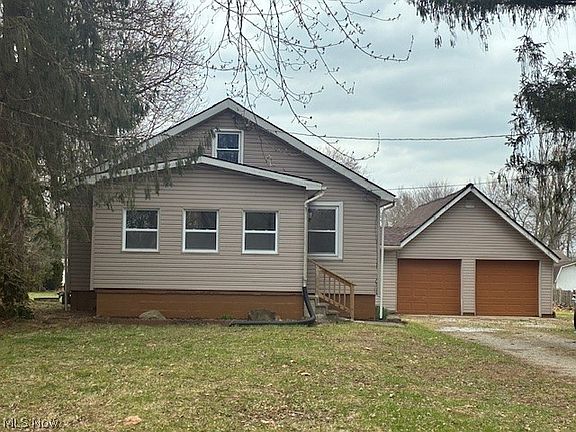 3rd image of 792 Allison Ave NW
