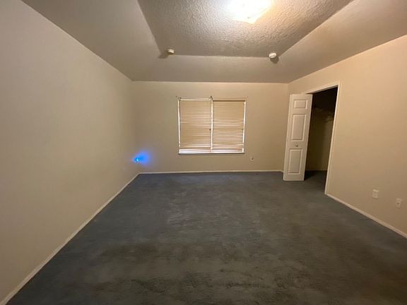 4th image of 1114 NW White Springs Ave