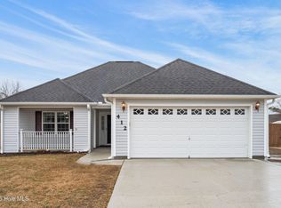 412 John Deere Court, Richlands, NC 28574