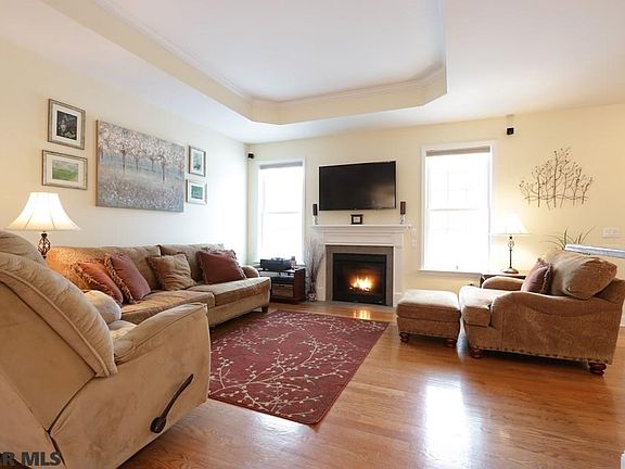 5th image of 50 Apple Creek Ln